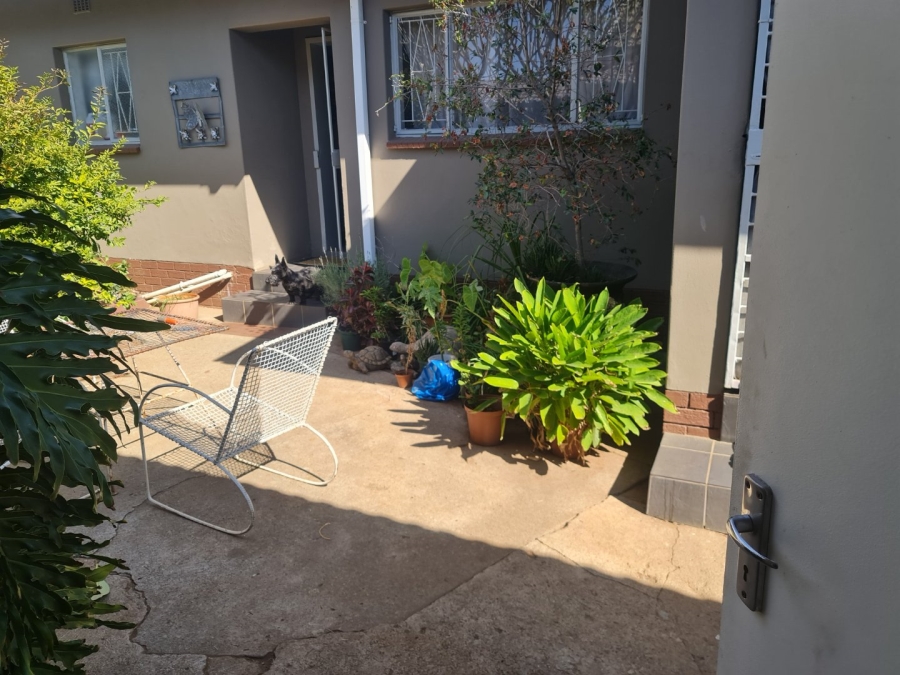 3 Bedroom Property for Sale in Protea Park North West